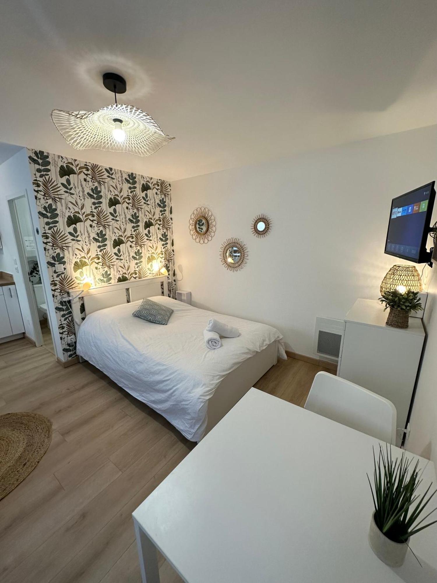 Le Vegetal / Nay Centre Apartment Exterior photo